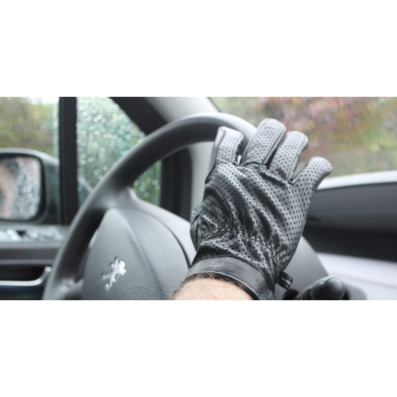 Gants de conduite en cuir noir perforés