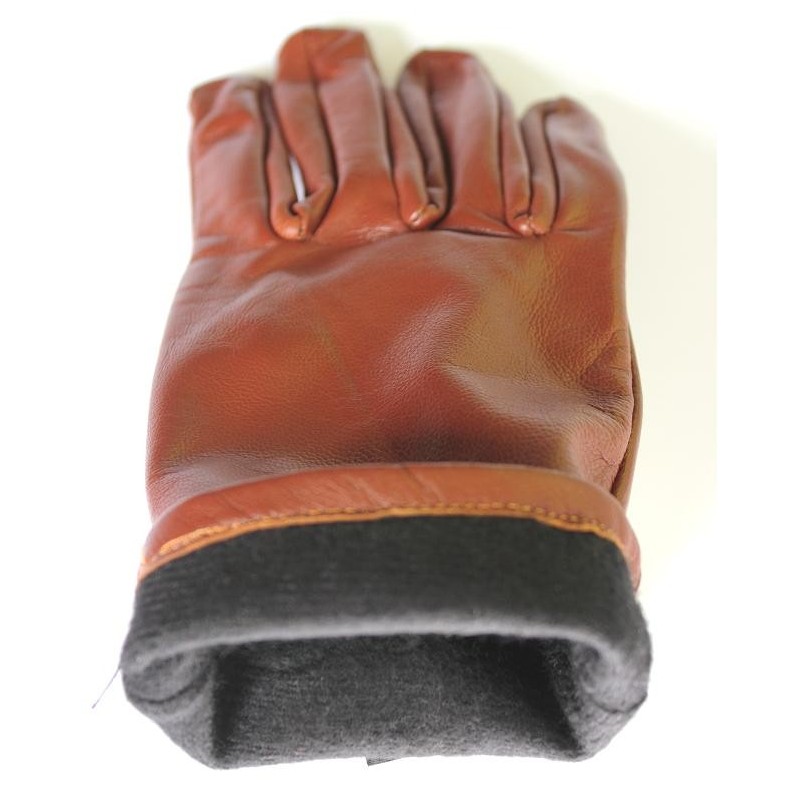 Gants en cuir marron pour garder les mains au chaud