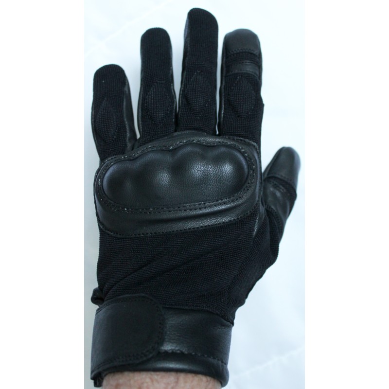 Gants de protection noirs pour le patinage
