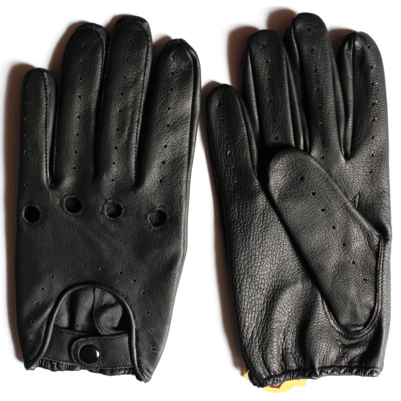 Paire de gants de conduite en cuir d’agneau noir à plat, quatre trous et poignet froncé