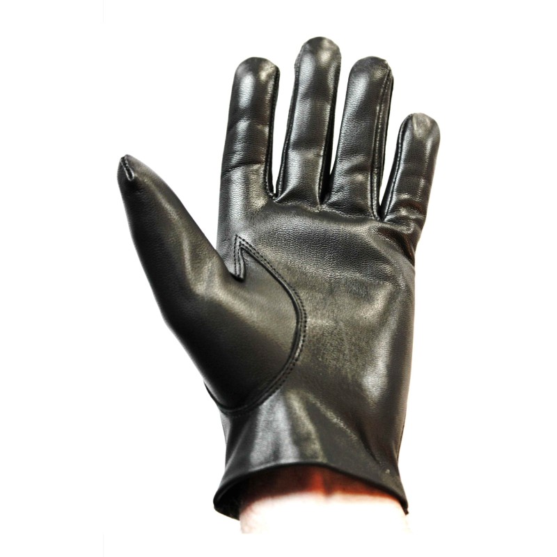 Gant en cuir de mouton noir porté, côté paume