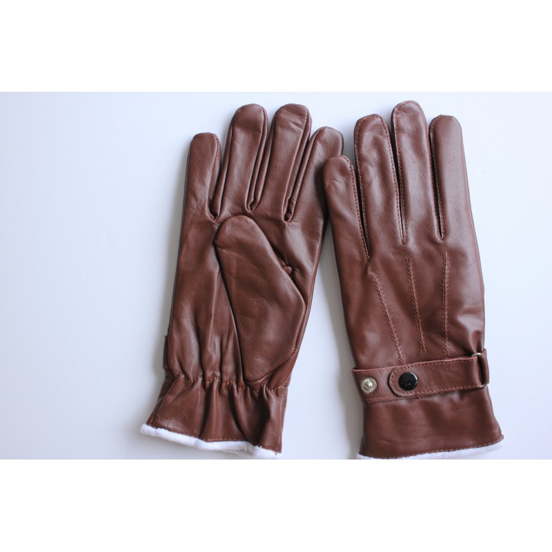 Paire de gants en cuir marron à plat, poignet froncé et doublure blanche